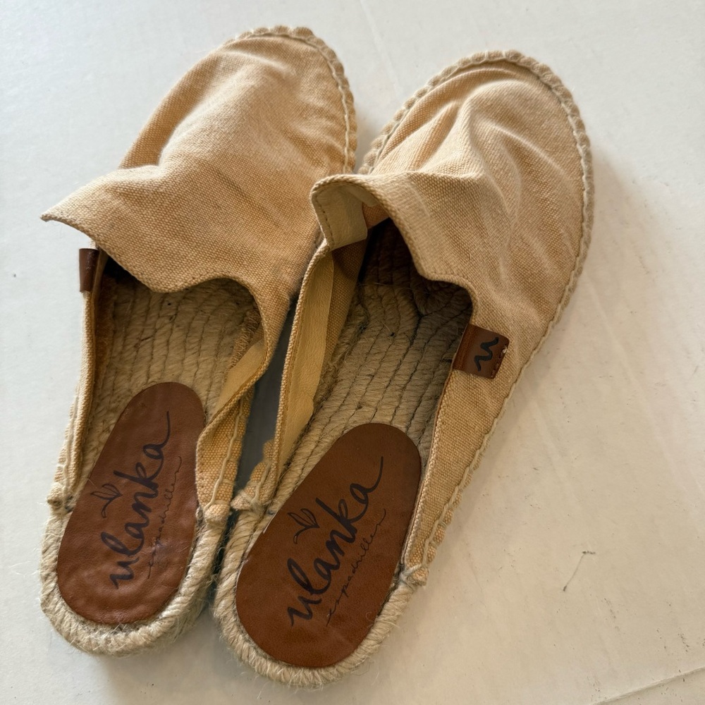 Ulanka Beige Tan Canvas Espadrilles Slip-On Jute Sole Women’s Size US 7.5